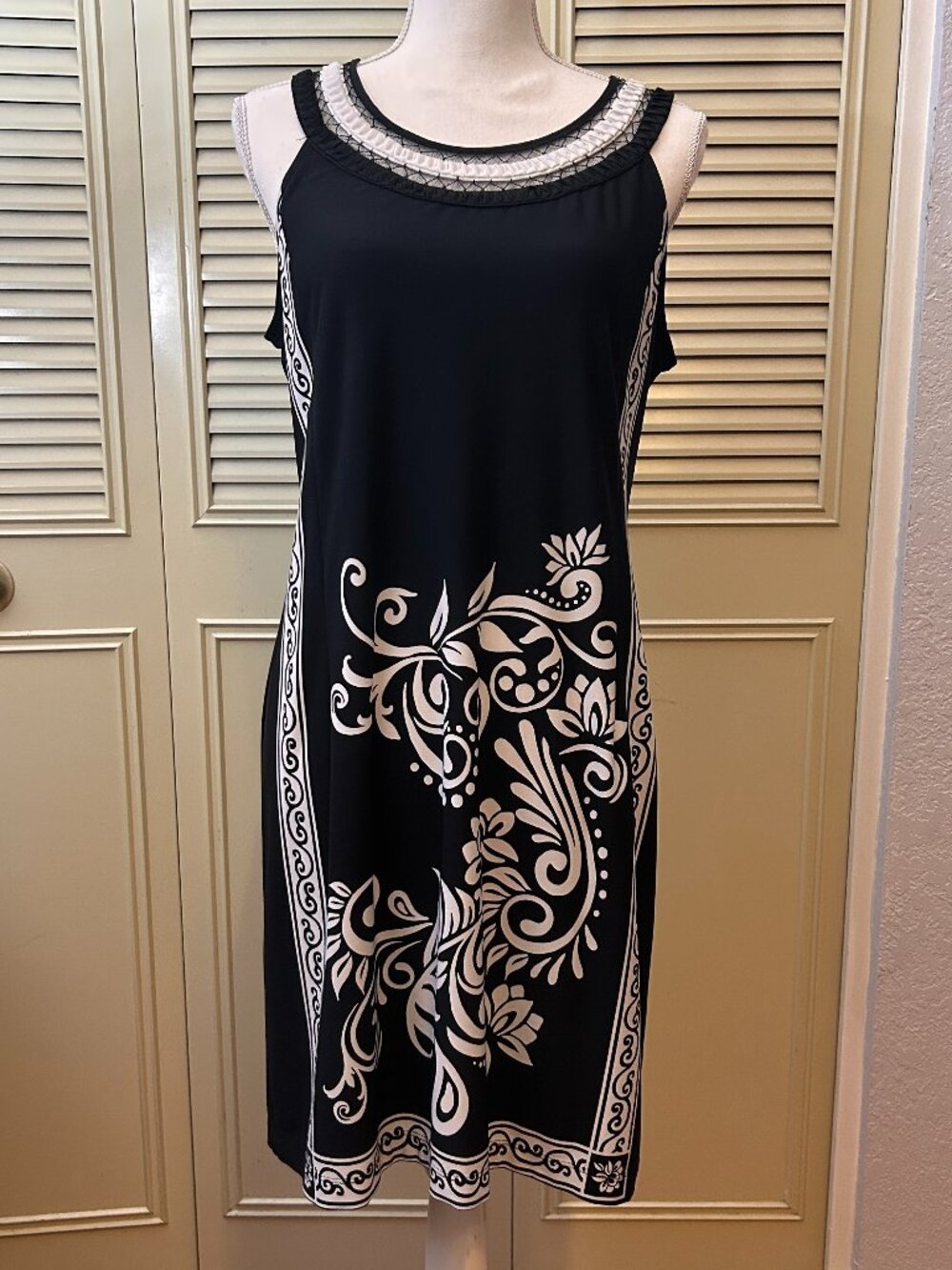 Studio One New York Floral Black and White Sheath Dress